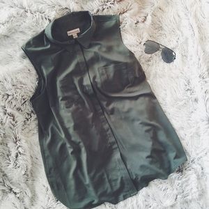 Merona sleeveless button up blouse